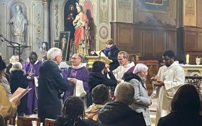 Une église comble à Rochefort pour ouvrir le Carême 2026